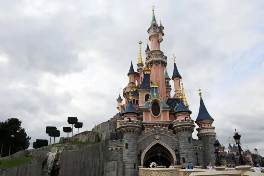 Day trip from London to Disneyland Paris Faraway Notes