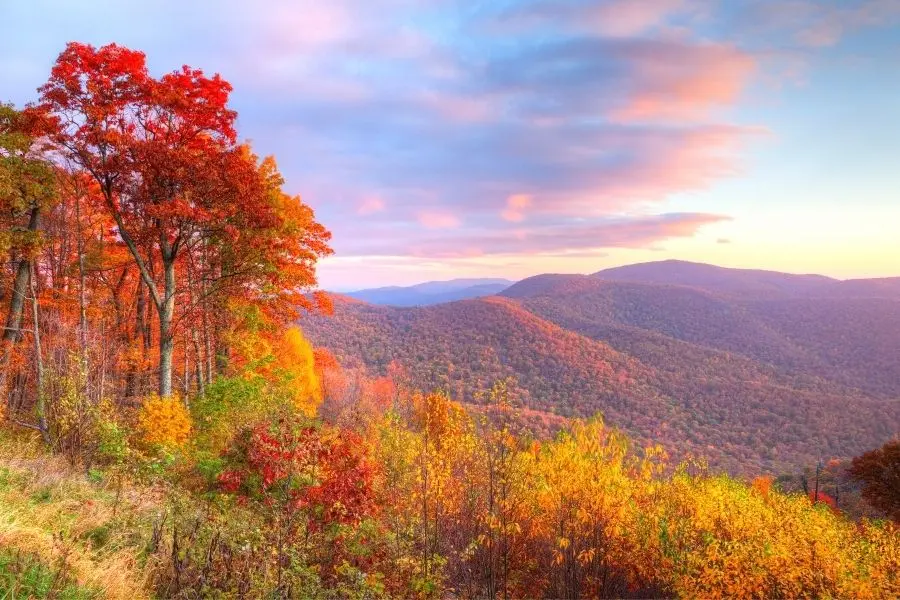 East coast fall weekend getaway to Shenandoah National Park