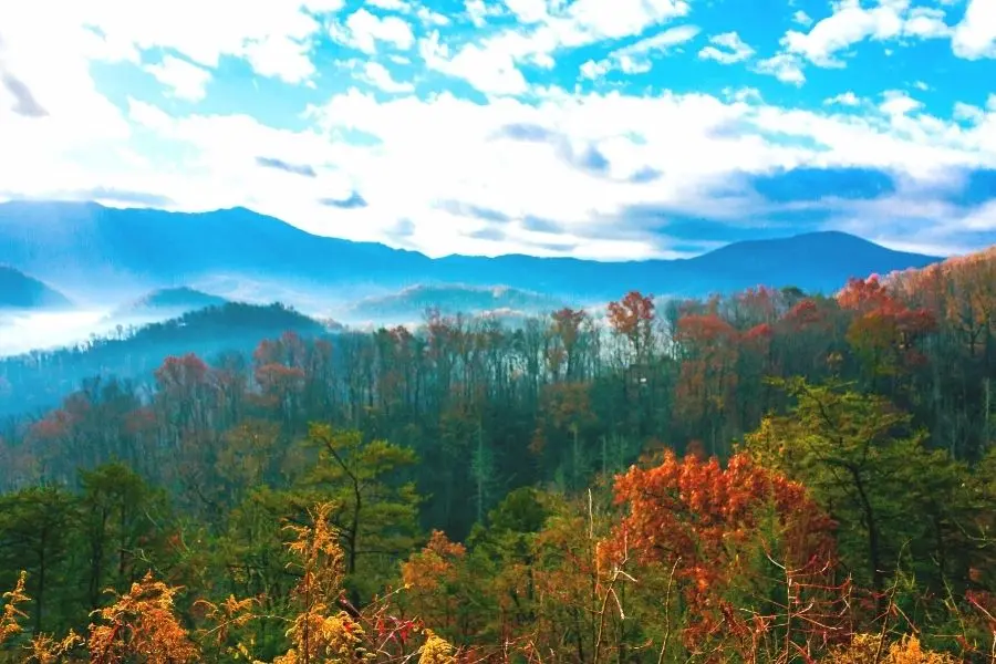 Fall weekend getaway in East Coast to Great Smokey Mountains