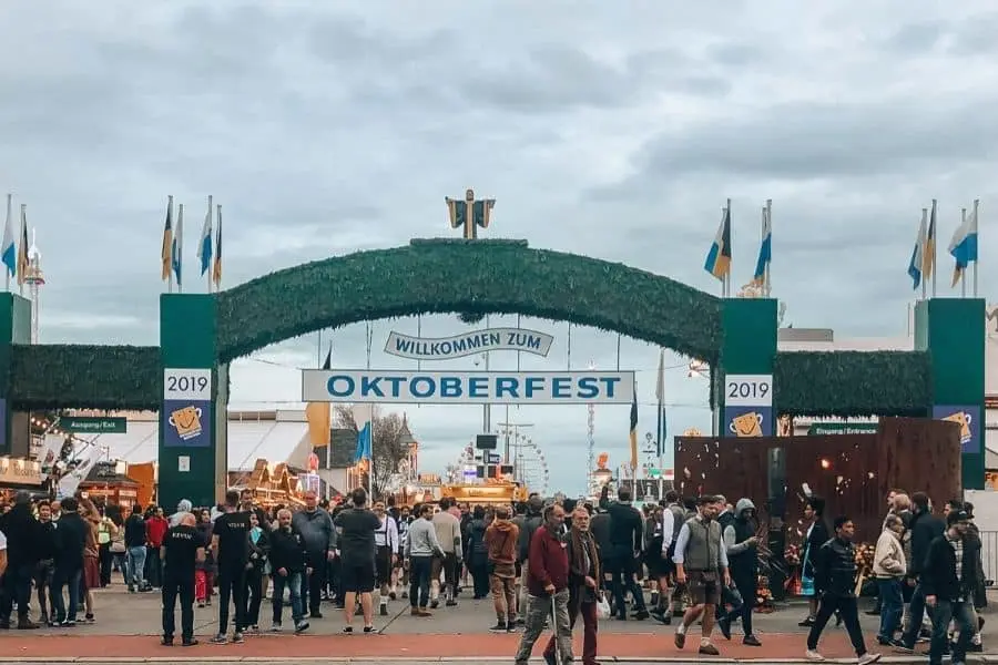 Festivals around the world - Oktoberfest Germany Faraway Notes