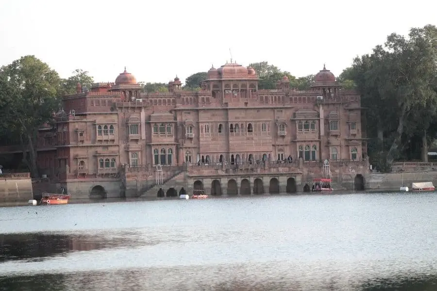 Gajner Palace Bikaner hotels in Rajasthan India Faraway Notes