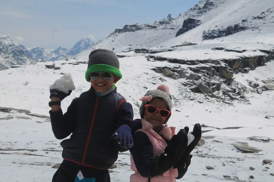Manali-play at Rohtang pass