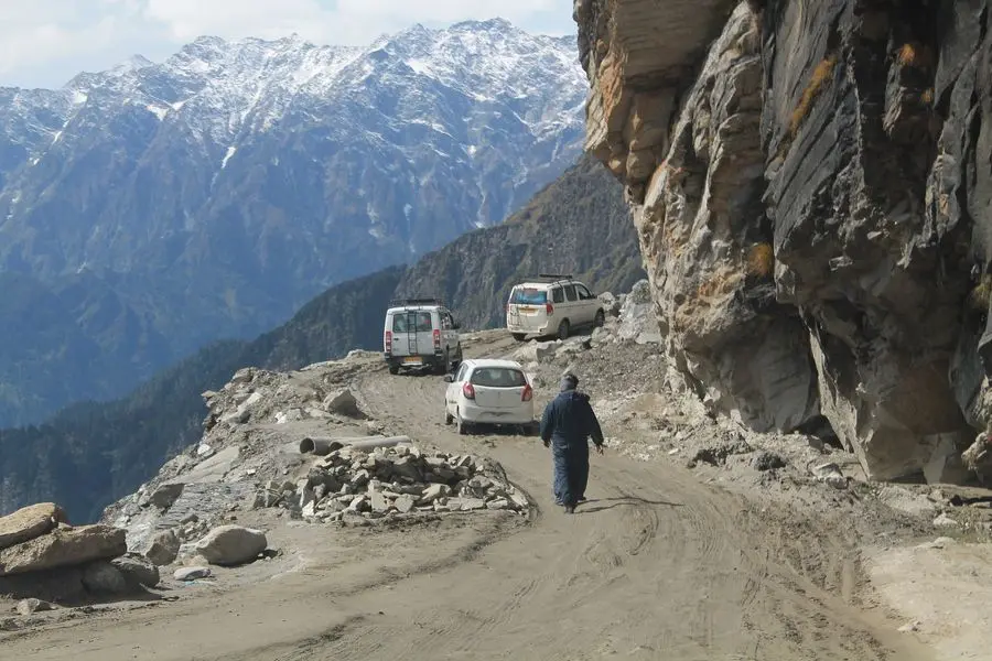 Manali tough roads at Rohtang Pass