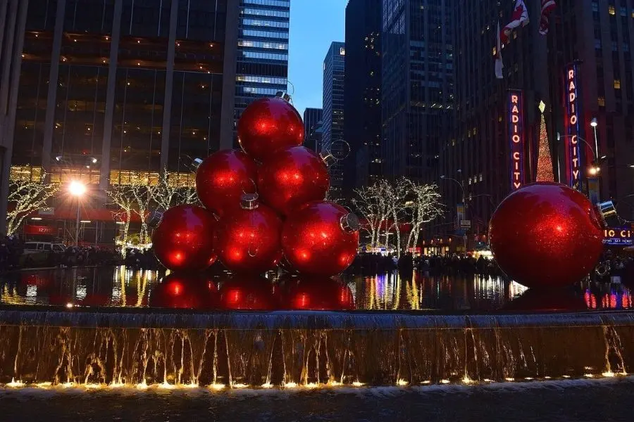 New York City Christmas decorations