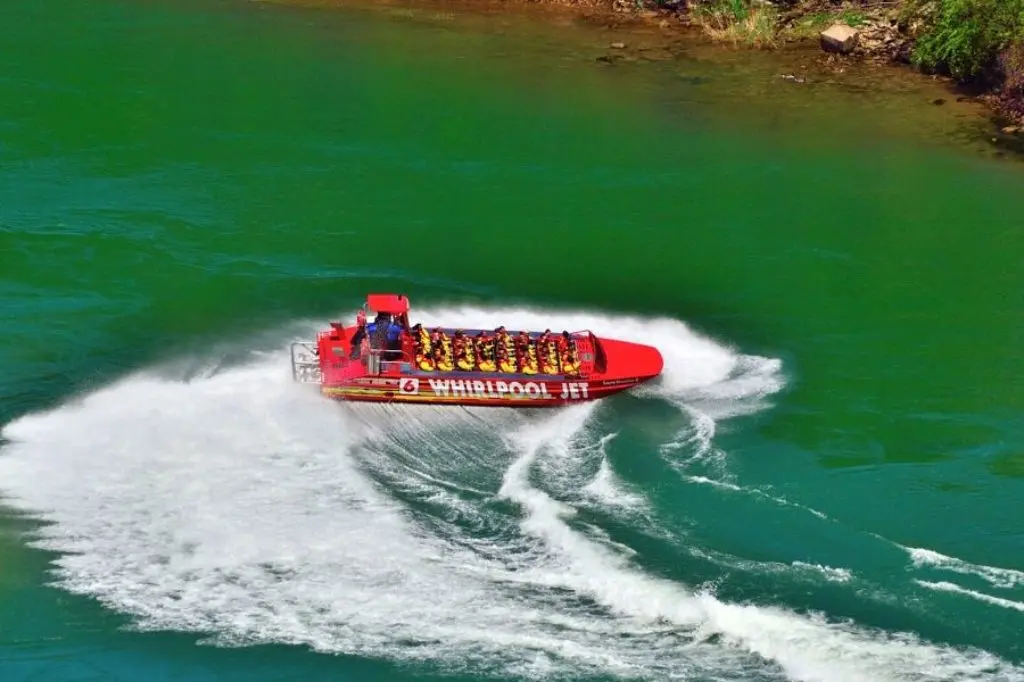 Niagara Falls canada whirlpool-jet-boat