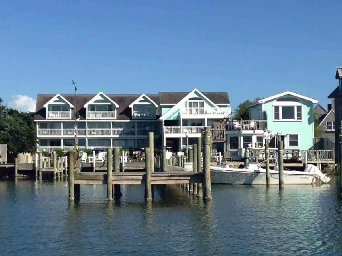 Things to do in Ocracoke Island NC Faraway Notes feature