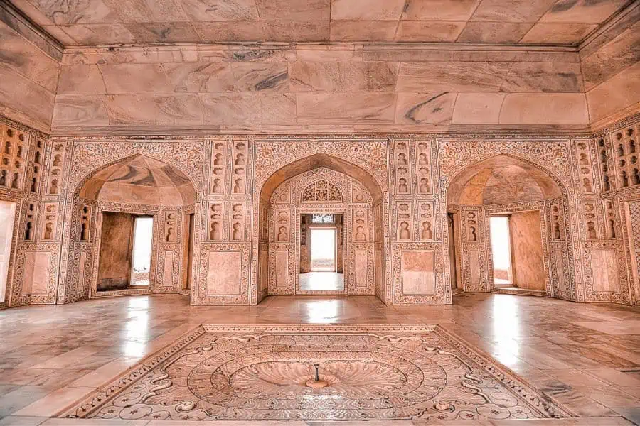 agra fort uttar pradesh north india itinerary
