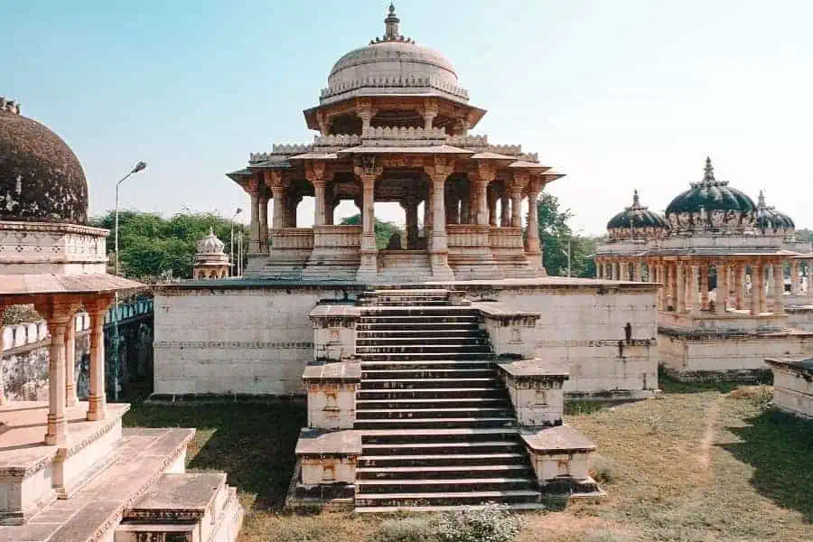 ahar cenotaphs udaipur rajasthan