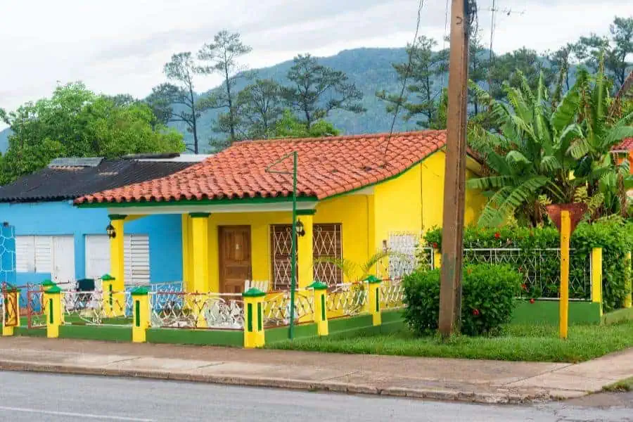 staying in a casa particular in cuba 