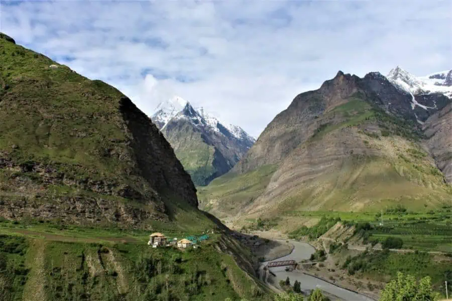 chandra river tandi leh manali highway