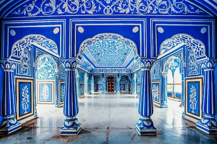 city palace chandra mahal blue room