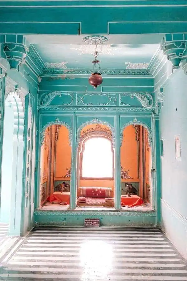 city palace udaipur rajasthan