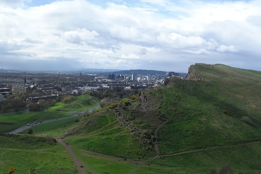 edinburgh arthurs seat view