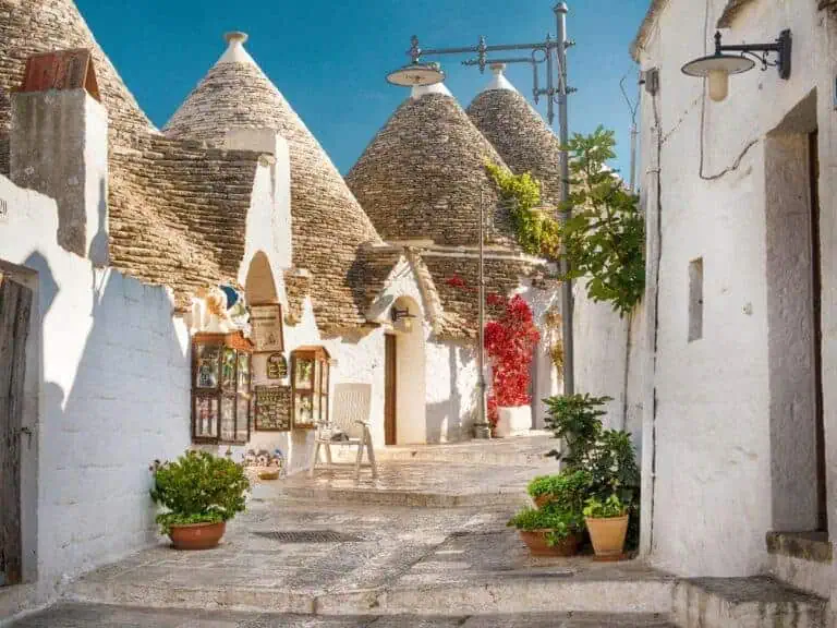 experience puglia culture italy