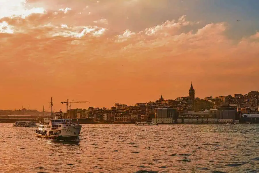 galata tower golden horn bosphorus cruise