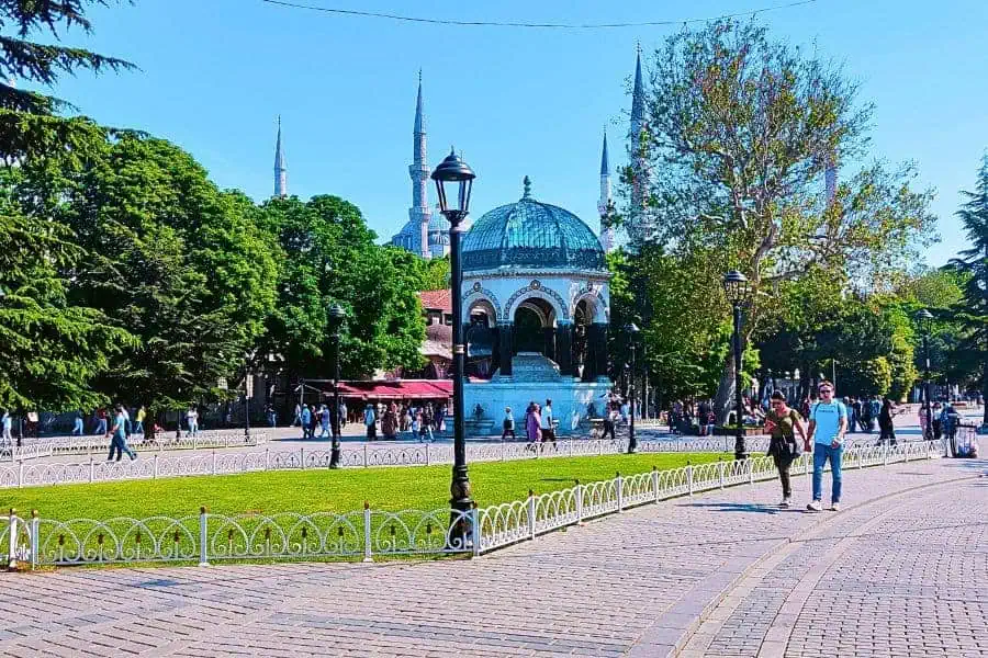 german fountain sultanahmet square