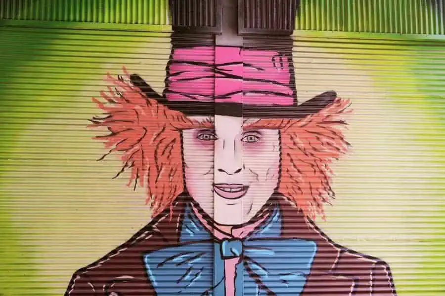 graffiti street art karakoy
