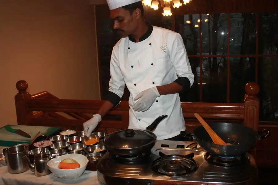 Cooking demonstration at Greenwoods Thekkady