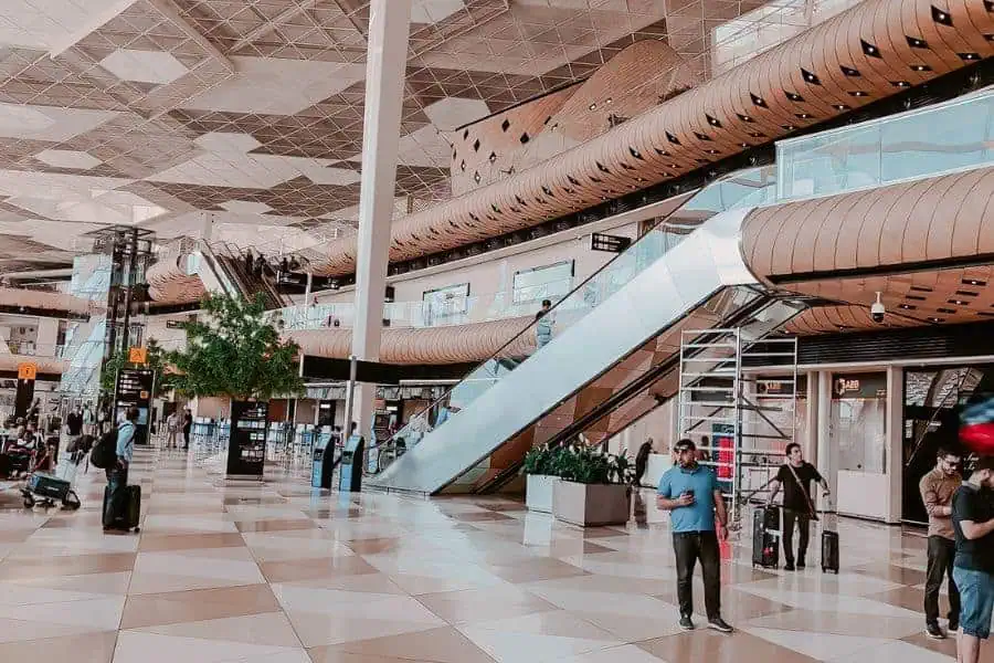 heydar aliyev international airport getting to baku itinerary