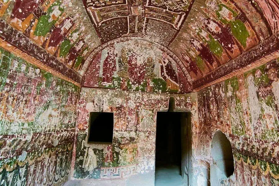 ihlara valley frescoes church kokar kilise cappadocia 