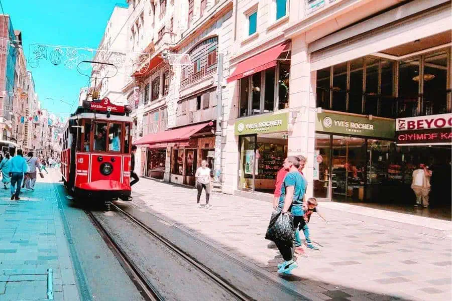 istiklal street taksim square beyoglu istanbul