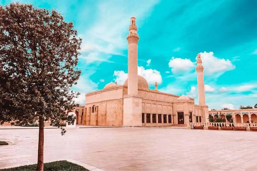juma mosque shamakhi azerbaijan itinerary