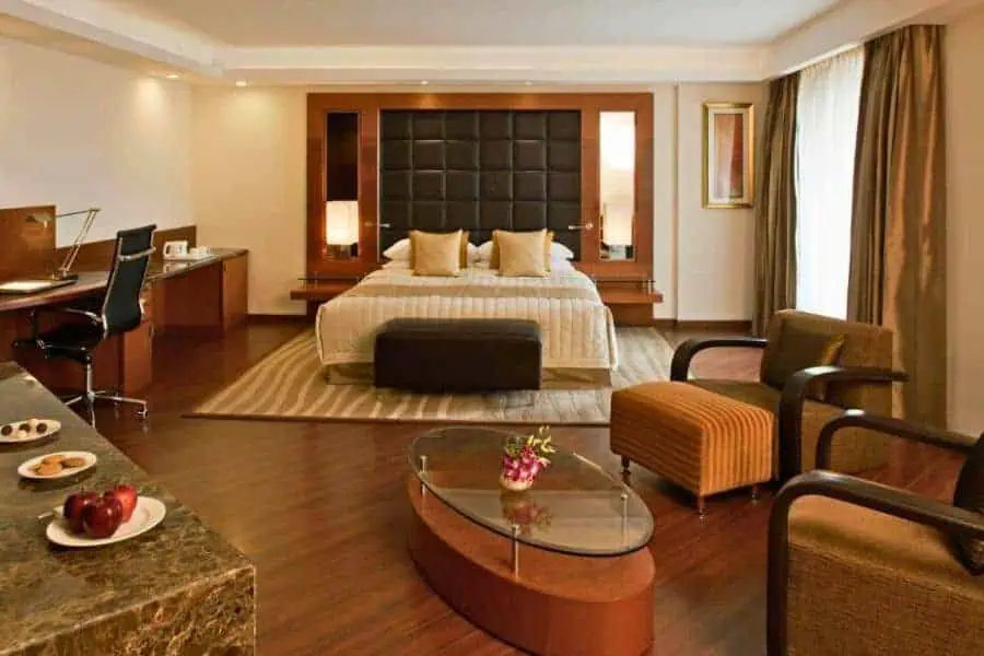 junior suite radisson blu plaza delhi airport mahipalpur new delhi