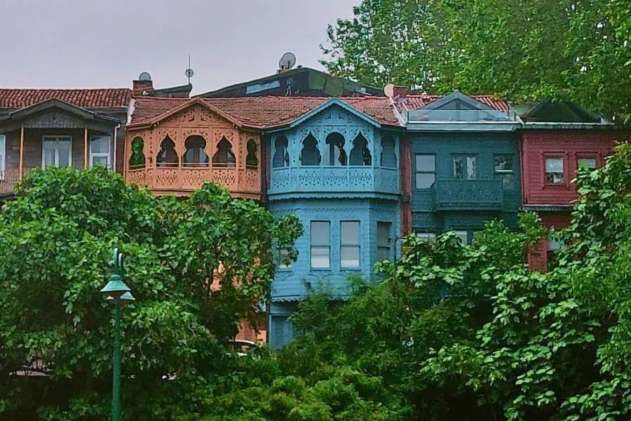 kuzguncuk bostani uskudar istanbul