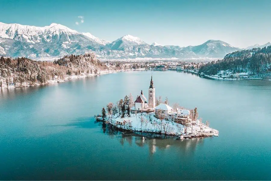 lake bled in winter