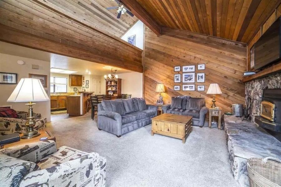 mammoth lakes airbnb california