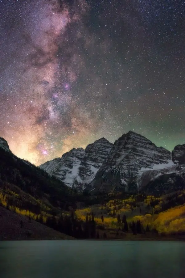 milky way over maroon bells aspen colorado road trip itinerary stargazing in colorado