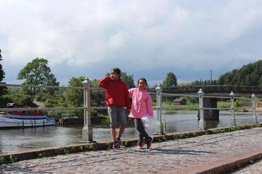 kids posing near the old bridge porvoo