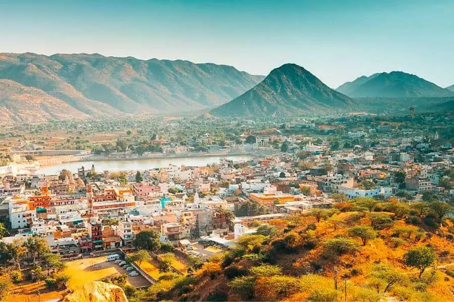 Panoramic view of pushkar from gayatri mata temple pap-mochani