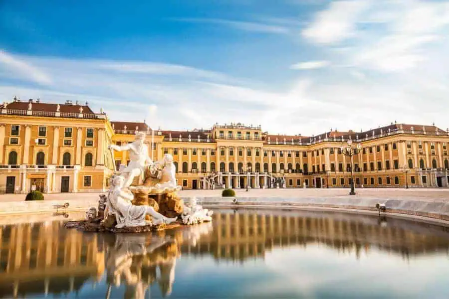 schonbrunn palace austria things to do