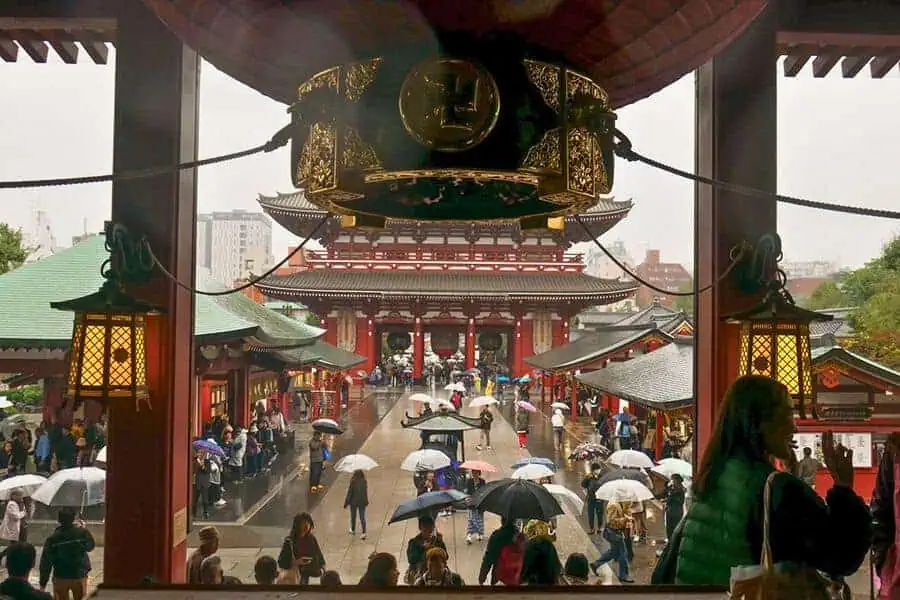 sensoji temple japan