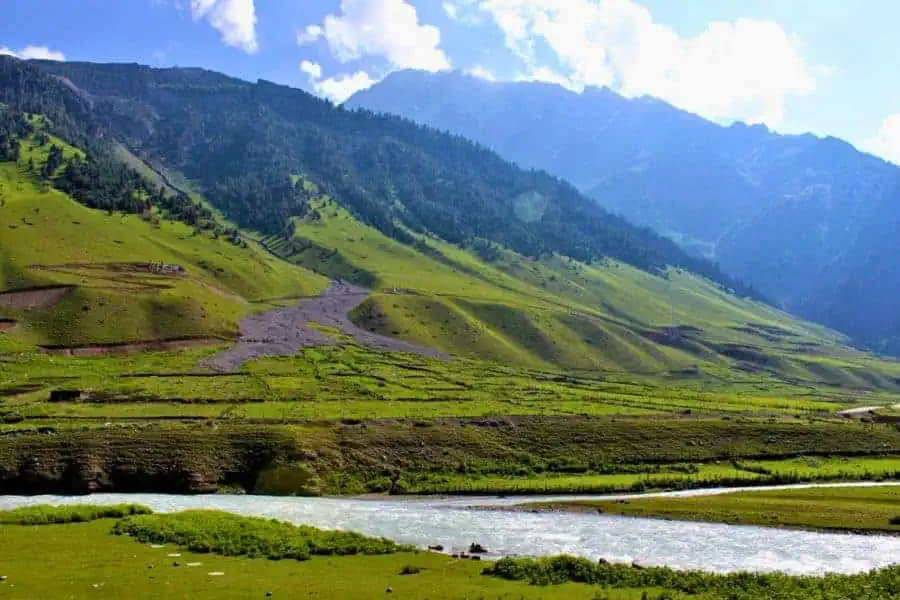 sonmarg kashmir road trip to leh ladakh from delhi manali leh highway srinagar