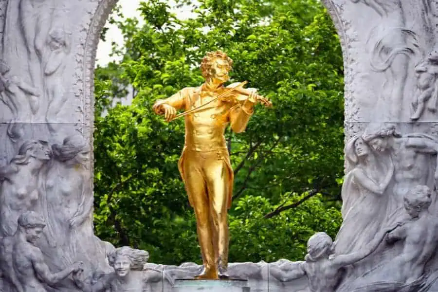 stadtpark gold-plated monument of johann strauss vienna