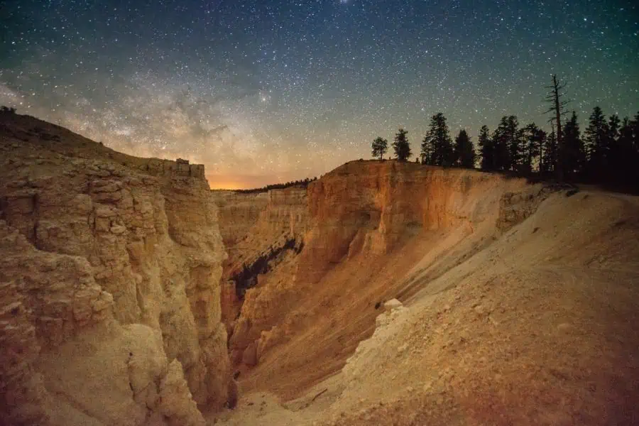 stargazing bryce canyon milky way