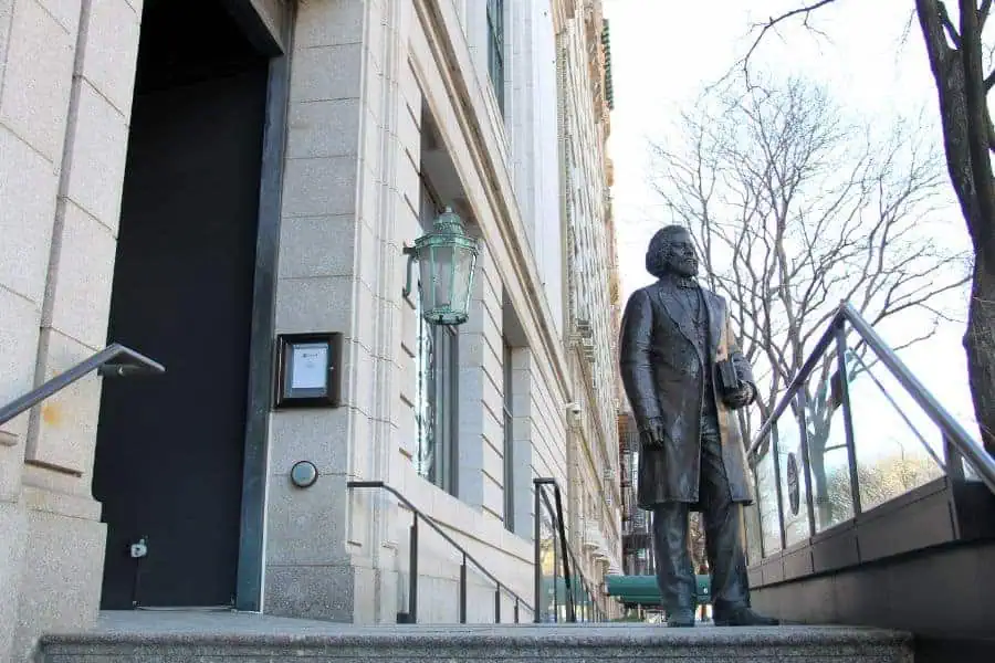 statue frederick douglass new york historical society 