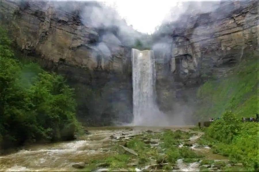 taughannock falls wakins glen state park