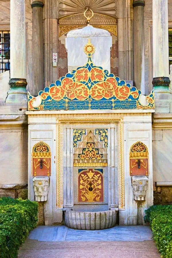 topkapi palace richly decorative fountain