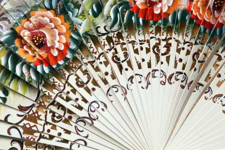 traditional spanish fan making art craft