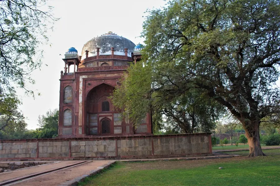 barber's tomb nai ka gumbad humayun's tomb