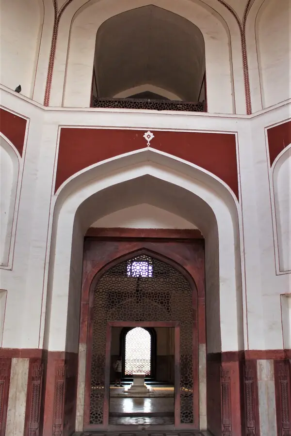 cenotaph of humayun central chamber