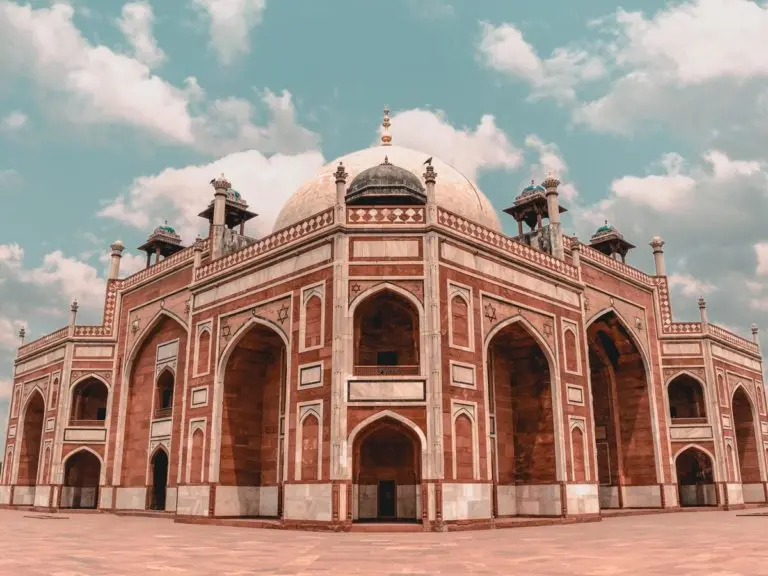 humayun's tomb in delhi india first garden tomb