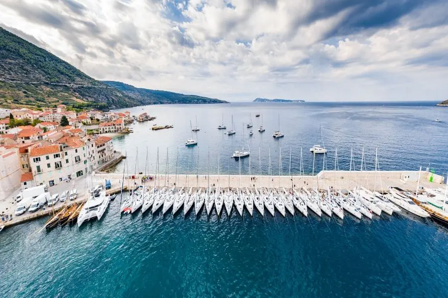 Komiza harbor Mamma Mia location