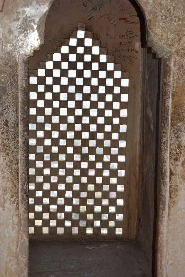 Ventilation window man mandir palace gwalior fort