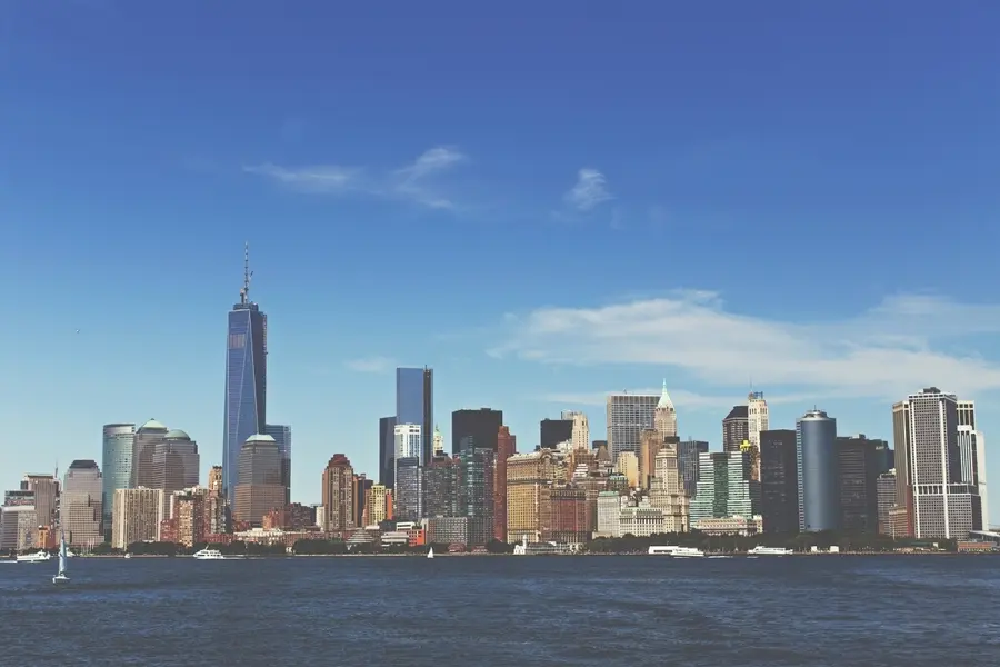 manhattan skyline from liberty island