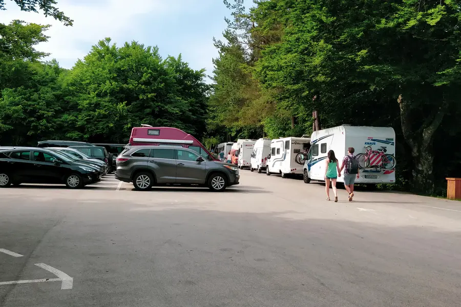 parking at plitvice lakes national park