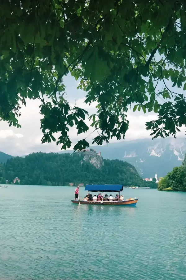 pletna boat ride lake bled